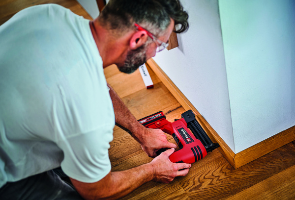 Аккумуляторный гвоздезабиватель Einhell TE-CN 18 Li - Solo (4257790)