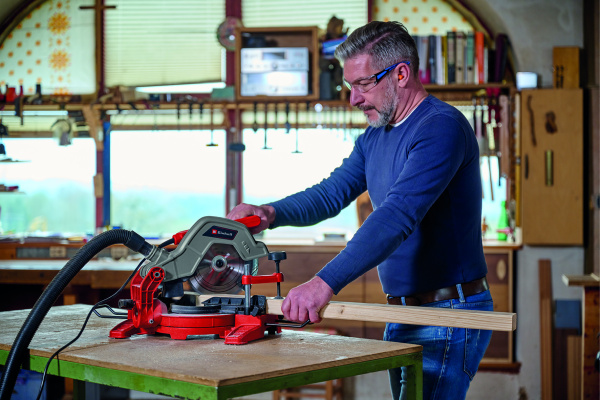 Сетевая торцовочная пила Einhell TC-MS 216 (4300370)