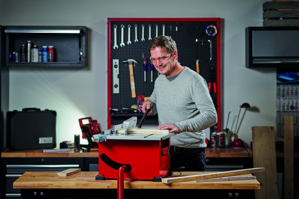 Сетевая настольная пила Einhell TC-TS 210 (4340425)